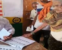 पश्चिमी बंगाल, केरल और तमिलनाडु  ने एसआईंआर के  खिलाफ  की निर्वाचन आयोग से भागीदारी सुनिश्चित करने की मांग