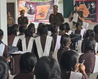 नए कानूनों के प्रचार-प्रसार हेतु बच्चा लाल यादव इण्टरमीडिएट कॉलेज में  छात्र/छात्राओं  को किया गया जागरूक।