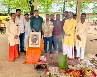 जनसेवा के विभिन्न आयोजनों से मना विवेक मौर्य का जन्मदिन