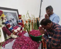 सर्वोच्चनयालय के अधिवक्ता प्रखर अर्थशास्त्री ने ओपी मौर्य को श्रद्धांजलि अर्पित की 