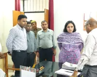 सरकार द्वारा फैमिली आई०डी० एक परिवार एक पहचान पर राशन कार्ड निःशुल्क बनवाया जा रहा है