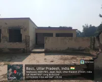 पंचायत भवन सरवनपुर पाण्डेय शराबियों के लिए बना शराब पीने का अड्डा