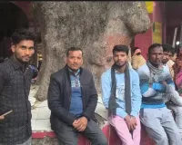 नशे में धुत युवक ने पिया कीटनाशक दे दी जान, मां की आँखों का ऑपरेशन कराकर लौटा था युवक 