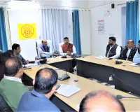 विशेष प्रगाढ़ पुनरीक्षण अभियान का तीव्र गति देने हेतु डीएम ने अधिकारियों के साथ की बैठक