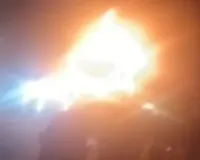 शार्ट सर्किट से लकड़ी लदी डीसीएम बनी आग का गोला