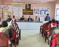 सीएमओ डॉ. रस्तोगी ने किया आशा क्लस्टर बैठक का निरीक्षण