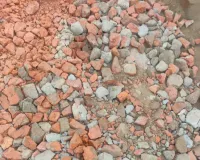 पचपेड़वा में मानकहीन निर्माण का आरोप, ठेकेदार पर लूट का दावा—डीएम ने दिए जांच के आदेश