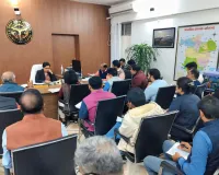 सीडीओ  ने परखी विकास की रफ्तार ,टीकाकरण और महिला साक्षरता पर विशेष जोर