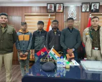 पुलिस की मदद करने वाले सफल मुखबिरों को एसपी ने किया सम्मानित