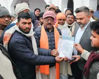 स्व. छोटेलाल कुशवाहा प्रकरण में न्याय की मांग, डीएम को सौंपा गया ज्ञापन