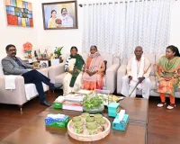 मुख्यमंत्री हेमन्त सोरेन से ट्रिपल आईटी रांची में चयनित आदिवासी छात्रा सविता कच्छप की मुलाकात, दो लाख की प्रोत्साहन राशि प्रदान