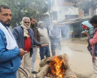 जब सिस्टम ठिठका, तब समाज जागा: सतुआभार में निःशुल्क अलाव से ठंड पर मानवता भारी