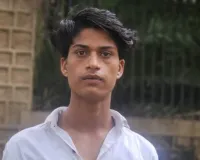 गोरखपुर के युवक की हैदराबाद में दर्दनाक हादसा: मजदूरी के दौरान सातवीं मंजिल से गिरकर युवक की मौत, दो दिन बाद गांव पहुंचा शव