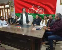 सपा सरकार बनी तो छोटे कामगारों के देशी उत्पादन को महत्व दिया जायेगा-  हाजी फ़ज़ल महमूद