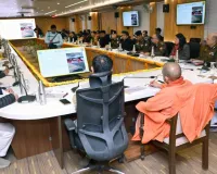 योगी ने आगामी स्नान पर्वों को सकुशलढंग से सम्पन्न कराने के लिए सभी अधिकारियों को पूरी  व लगन के साथजुट जाने को कहा