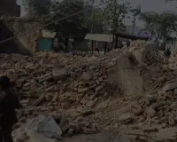 भीषण ठंडी के मौसम में हर्रैया तहसील प्रशासन की मनमानी , गरीब परिवार खुले आसमान तले रहने को मजबूर