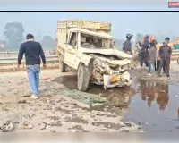 तेज रफ्तार डंपर ने पिकअप को मारी टक्कर, चालक घायल