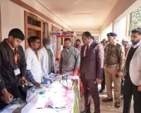 महराजगंज : संपूर्ण समाधान दिवस में जिलाधिकारी ने सुनी समस्या,  