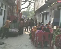 रिटायर्ड बैंककर्मी ने ब्याजखोरों के डर से लगाई फांसी मौत 