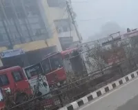 गोरखपुर सेल टैक्स कार्यालय में भीषण आग, लाखों की संपत्ति और अहम दस्तावेज खाक, घंटों बाद भी नहीं पाया गया काबू