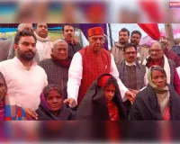 रुद्र महायज्ञ कार्यक्रम में पहुंचे सांसद जगदम्बिका पाल, जरूरतमंदों को  कंबल बांटे गए