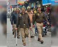 पुलिस ने निकाला पैदल मार्च,दिलाया सुरक्षा का भरोसा