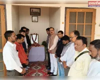 वरिष्ठ पत्रकार बृजेश शुक्ला एवं बीकेटी विधायक योगेश शुक्ला की मां के निधन पर जर्नलिस्ट प्रोटेक्शन एसोसिएशन ने दी श्रद्धांजलि