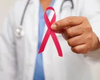 कैंसर से लड़ाई अब सिर्फ़ शरीर की नहीं, मन की भी