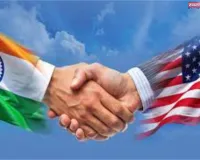 अब आया ऊँट पहाड़ के नीचे