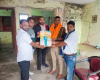 जूगैल के नवागत प्रभारी निरीक्षक जितेंद्र कुमार का भव्य स्वागत, बाबा साहब की प्रतिमा भेंट कर किया गया सम्मानित