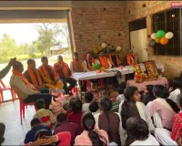 छत्रपाल बाबा पंडित बलभद्र प्रसाद माध्यमिक विद्यालय में बच्चों द्वारा रखा गया सुंदरकांड पाठ