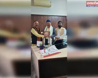 अवध वृन्दावन डेवलपमेंट एसोशिएसन के राष्ट्रीय अध्यक्ष ने काल्विन पब्लिक स्कूल के निदेशक का किया सम्मान