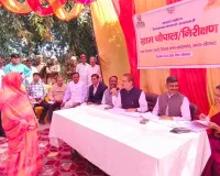 मंडलायुक्त ने पकरी ग्राम पंचायत में लगाई चौपाल सरकारी योजनाओं की जानी जमीनी हकीकत