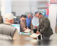 सीडीओ ने विकास भवन के कार्यालयों का किया निरीक्षण