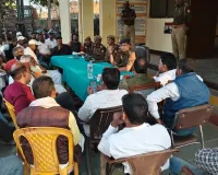 कोन थाना परिसर में  पीस कमेटी की बैठक आयोजित, हुड़दंगियों पर होगी कार्रवाई