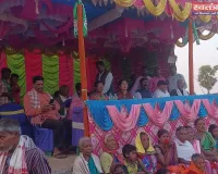 फुटबॉल प्रतियोगिता के फ़ाइनल में पहुंची झामुमो केंद्रीय कमेटी सदस्य उपासना मरांडी