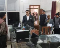 डीएम ने सीडीओ के साथ कादीपुर ब्लॉक का किया निरीक्षण