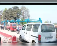 अप्सरा नदी के बांध पर लगा जाम जाम में फसी एम्बुलैंस क्यों लड़िया में 
