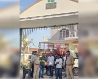 आकांक्षा गैस एजेंसी पर ब्लैक मार्केटिंग में 42 सिलेंडर मिले