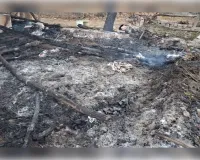 परसपुर: अहिरन पुरवा में आग का तांडव, गरीब की गृहस्थी जलकर राख