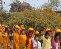 पांच कुंडीय गायत्री महायज्ञ के लिए कलश यात्रा निकाली गई