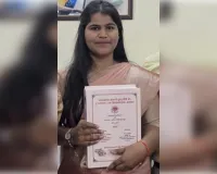 डॉ विभा पाण्डेय को पीएचडी की उपाधि मिलने पर हर्ष