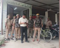 नायब तहसीलदार एवं थाना अध्यक्ष ने भ्रमणशील रहकर शांतिपूर्ण माहौल में अलविदा जुमा की नमाज संपन्न कराई