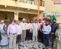होला-मोहल्ला पर गुरुद्वारे का वातावरण खालसा रंग में रंगा