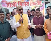 होली मेलजोल के जरिए भारत के स्वभाव का दर्शन है- प्रमोद तिवारी