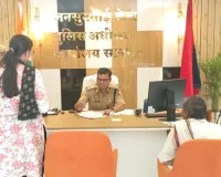 पुलिस कार्यालय में आयोजित जनसुनवाई में पुलिस अधीक्षक सोनभद्र ने सुनी फरियादियों की समस्याएं, निष्पक्ष व समयबद्ध निस्तारण के दिए निर्देश