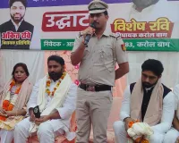 दिल्ली मानकपुरा डोरीवालान में विधायक और एस एच ओ अमित ने किया सड़क का उद्घाटन 