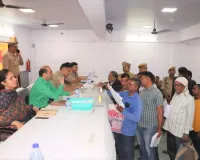 डीएम एवं एसपी ने सम्पूर्ण समाधान दिवस में सुनी शिकायतें, 10 शिकायतों का हुआ निस्तारण