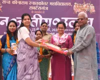 सोनभद्र जनजातीय उत्सव कार्यक्रम में  गूंजा वीरता का स्वर, लोक रंगों से सजा मंच