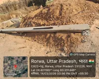 ट्रैक्टर के धक्के से  विद्युत् पोल  गिरा , अनहोनी टला